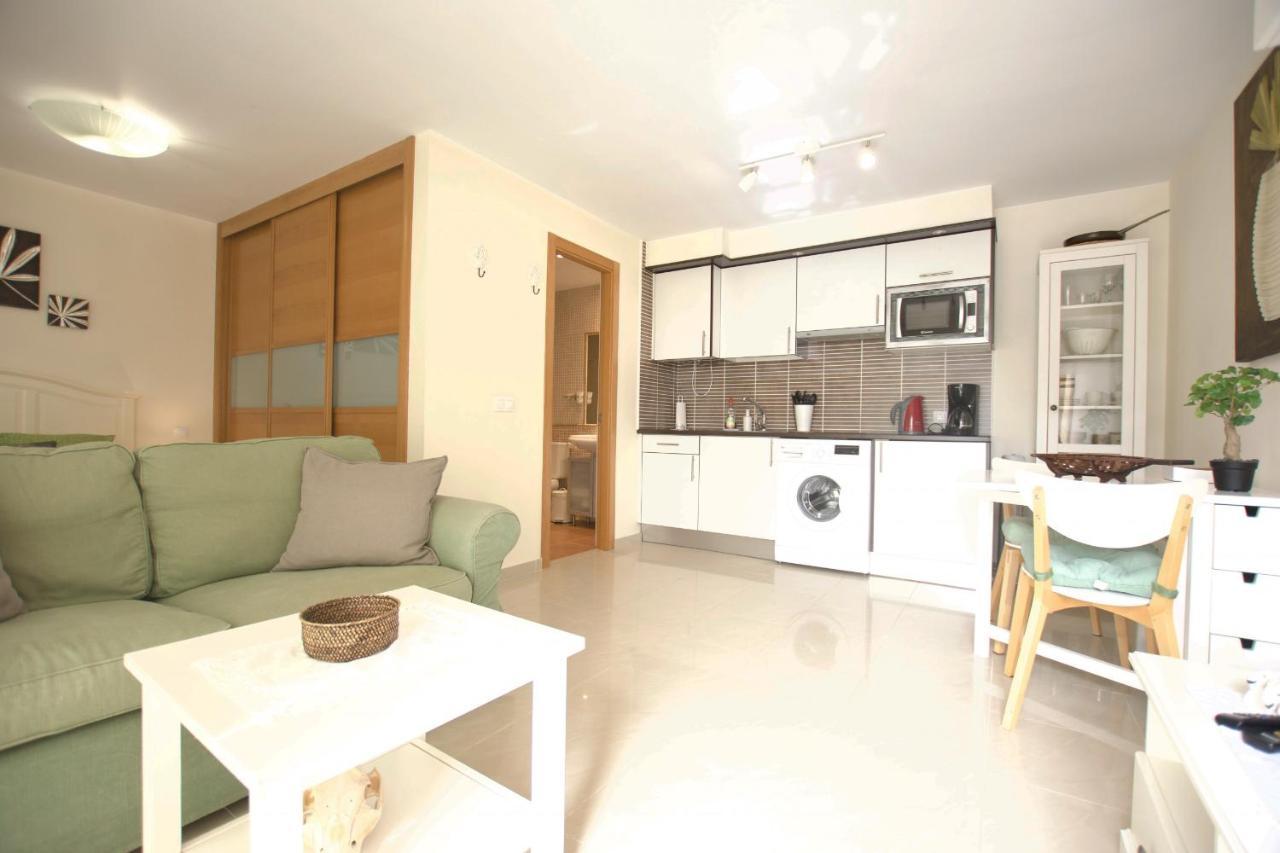 Book Jet - Hibiscus Beach Front Κόστα Κάλμα Εξωτερικό φωτογραφία